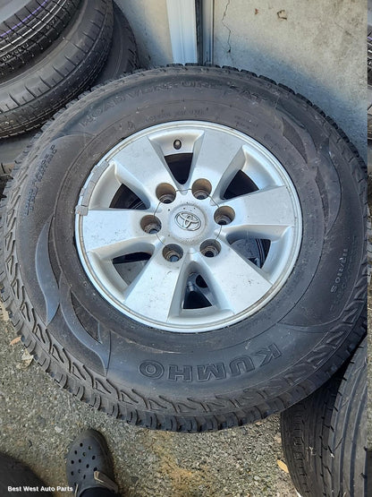 2008 TOYOTA HILUX Wheel Mag