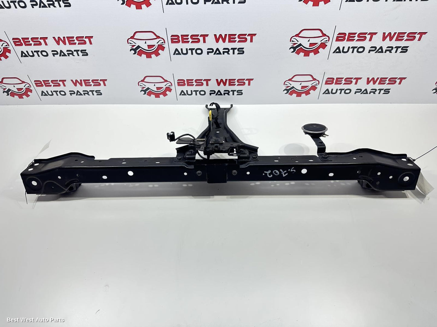 2024 NISSAN NAVARA Radiator Support