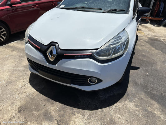 2014 RENAULT CLIO Left Headlamp