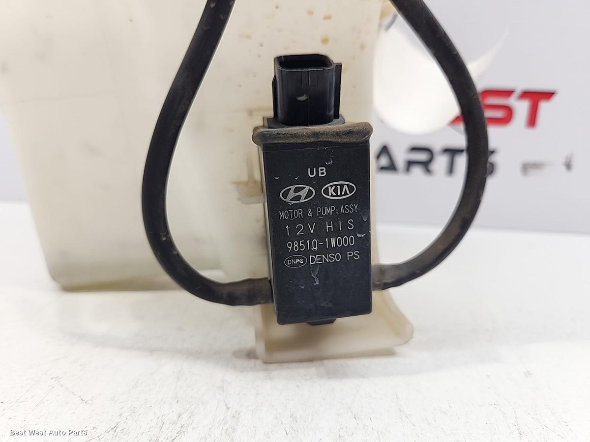 2012 KIA RIO Washer Bottle