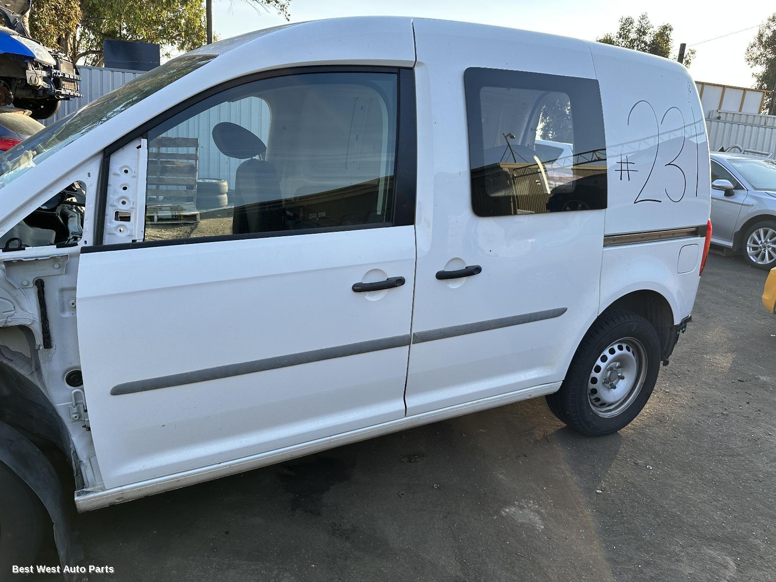 2018 VOLKSWAGEN CADDY Left Front Door Window