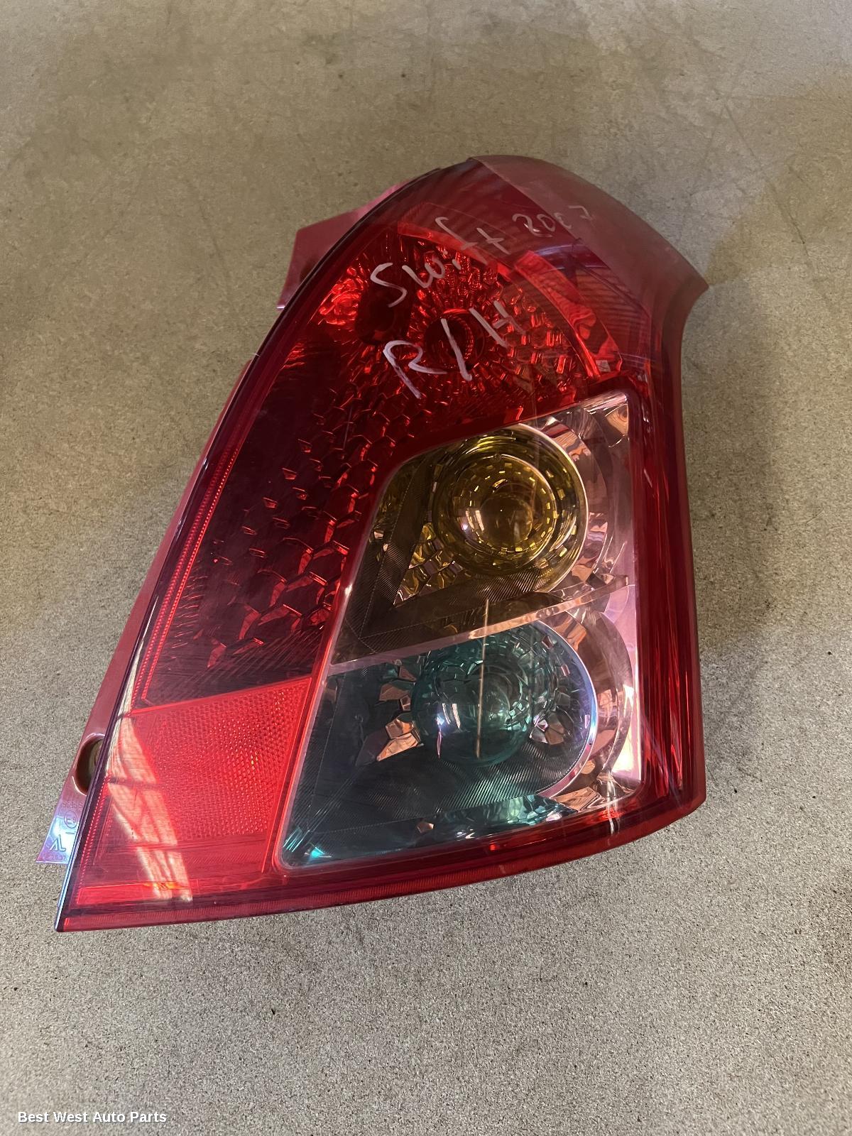 2007 SUZUKI SWIFT Right Taillight