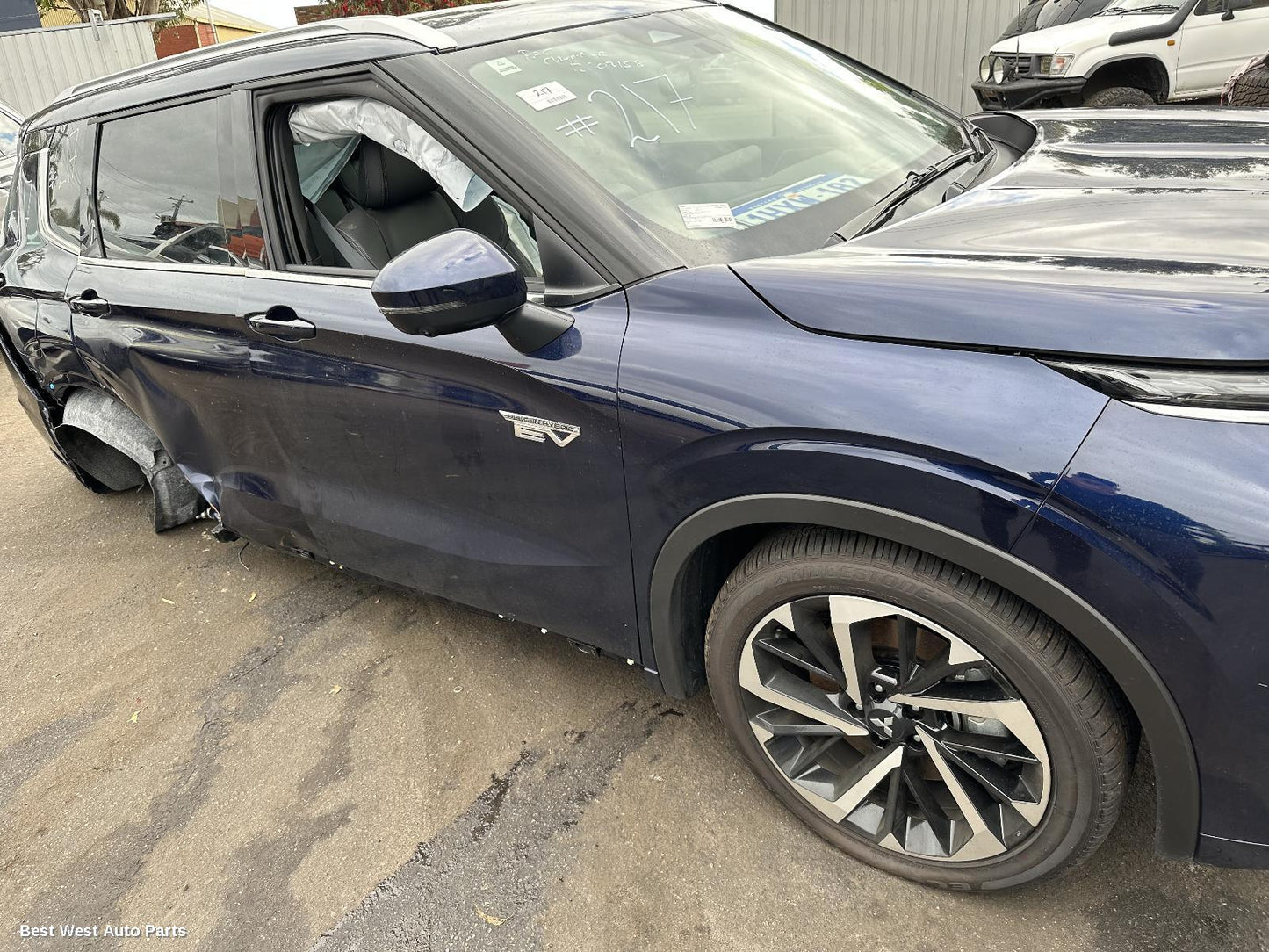 2023 MITSUBISHI OUTLANDER Right Front Door Window
