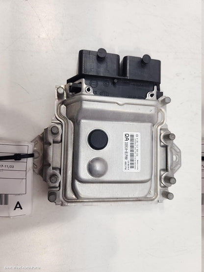 2019 SUZUKI SWIFT Ecu