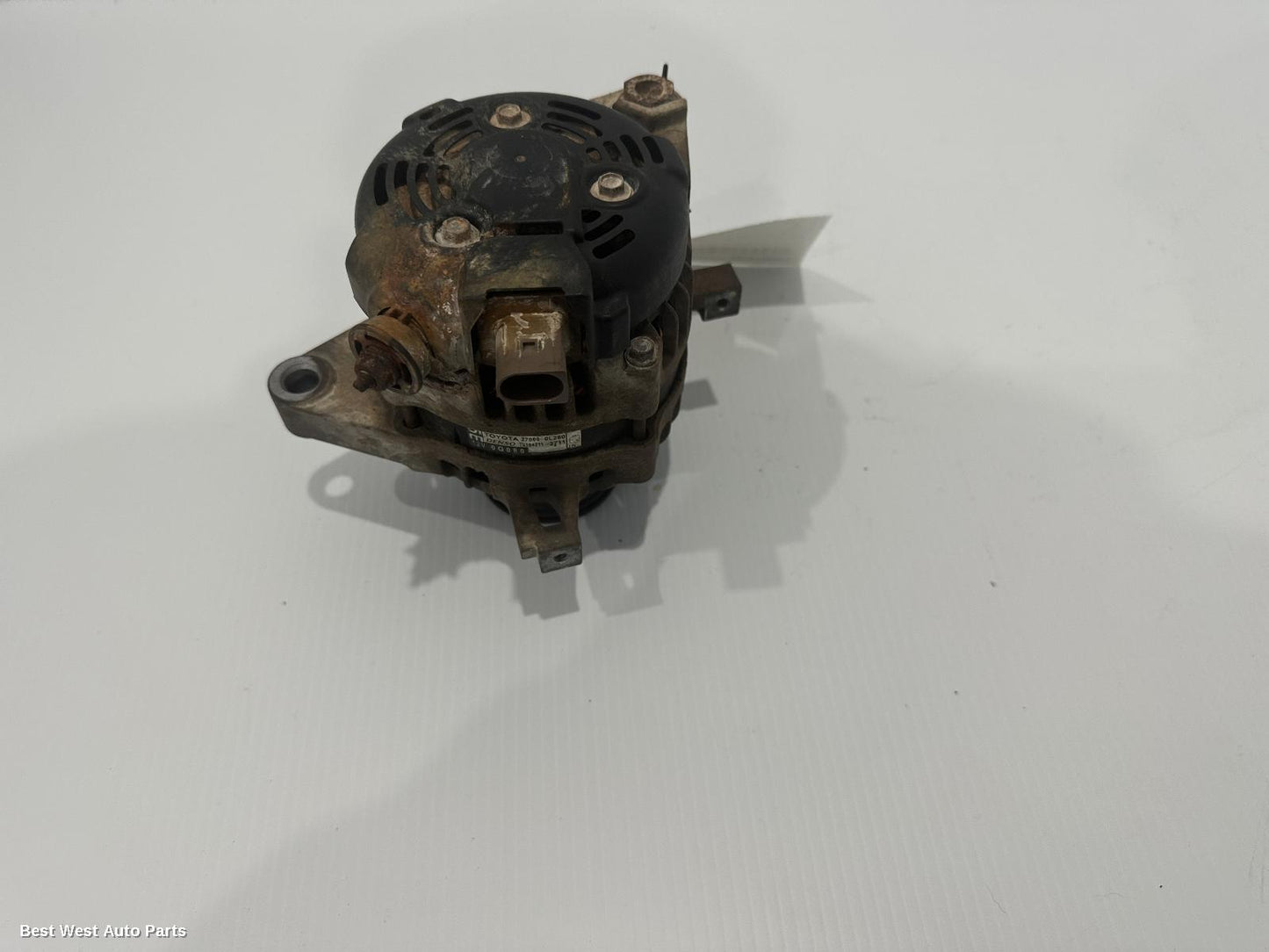 2019 TOYOTA HILUX Alternator
