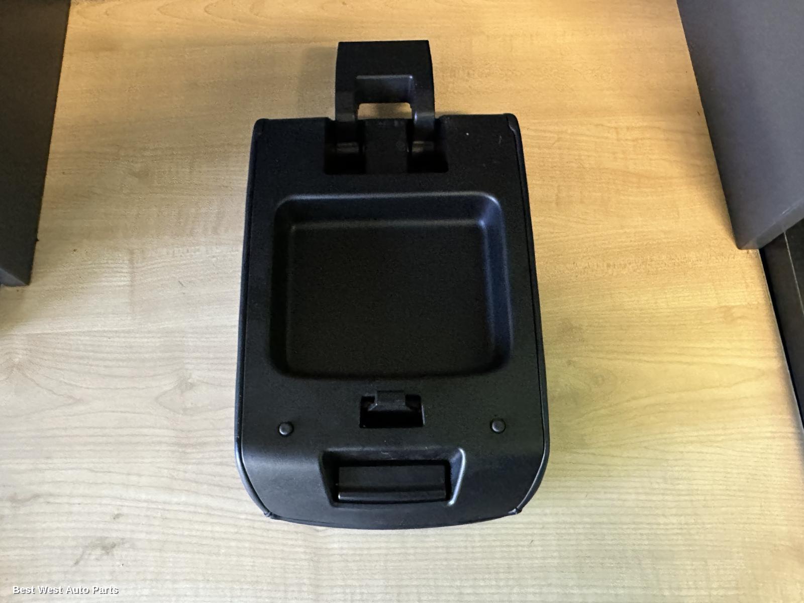 2022 MITSUBISHI OUTLANDER Console