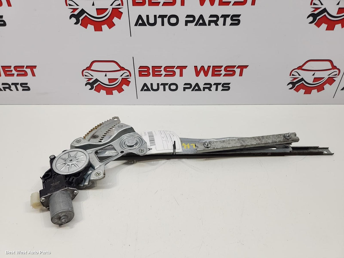 2019 MITSUBISHI ECLIPSE CROSS Left Front Window Reg/Motor