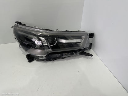 2024 TOYOTA HILUX Right Headlamp