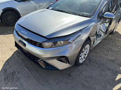2021 KIA CERATO Washer Bottle
