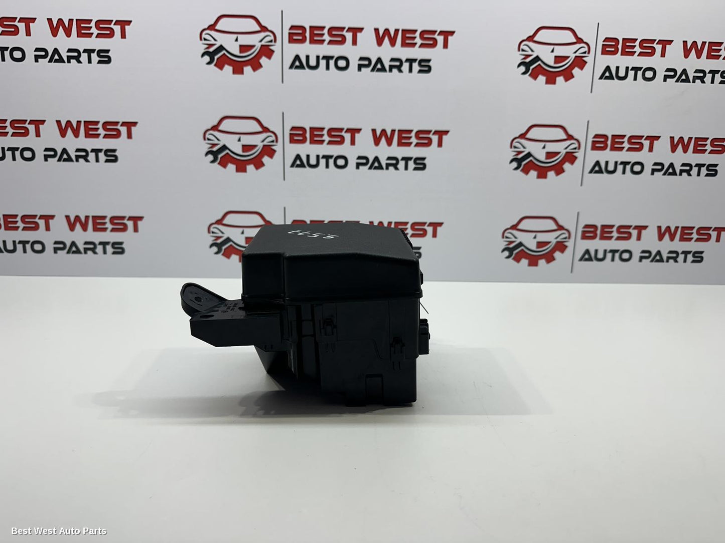 2015 MITSUBISHI MIRAGE Fuse Box