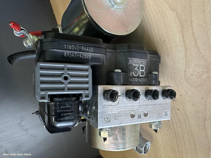 2024 TOYOTA RAV4 Abs Pump/Modulator