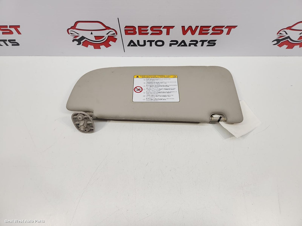 2013 HOLDEN COLORADO Sunvisor