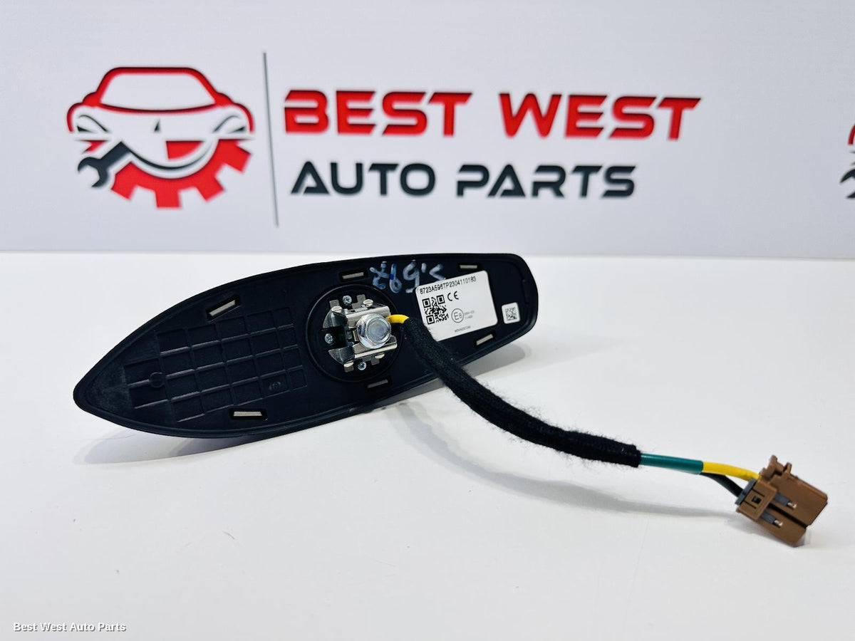 2023 MITSUBISHI OUTLANDER Antenna
