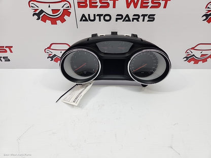 2019 HOLDEN COMMODORE Instrument Cluster