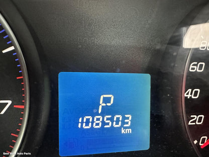 2016 MITSUBISHI OUTLANDER Instrument Cluster