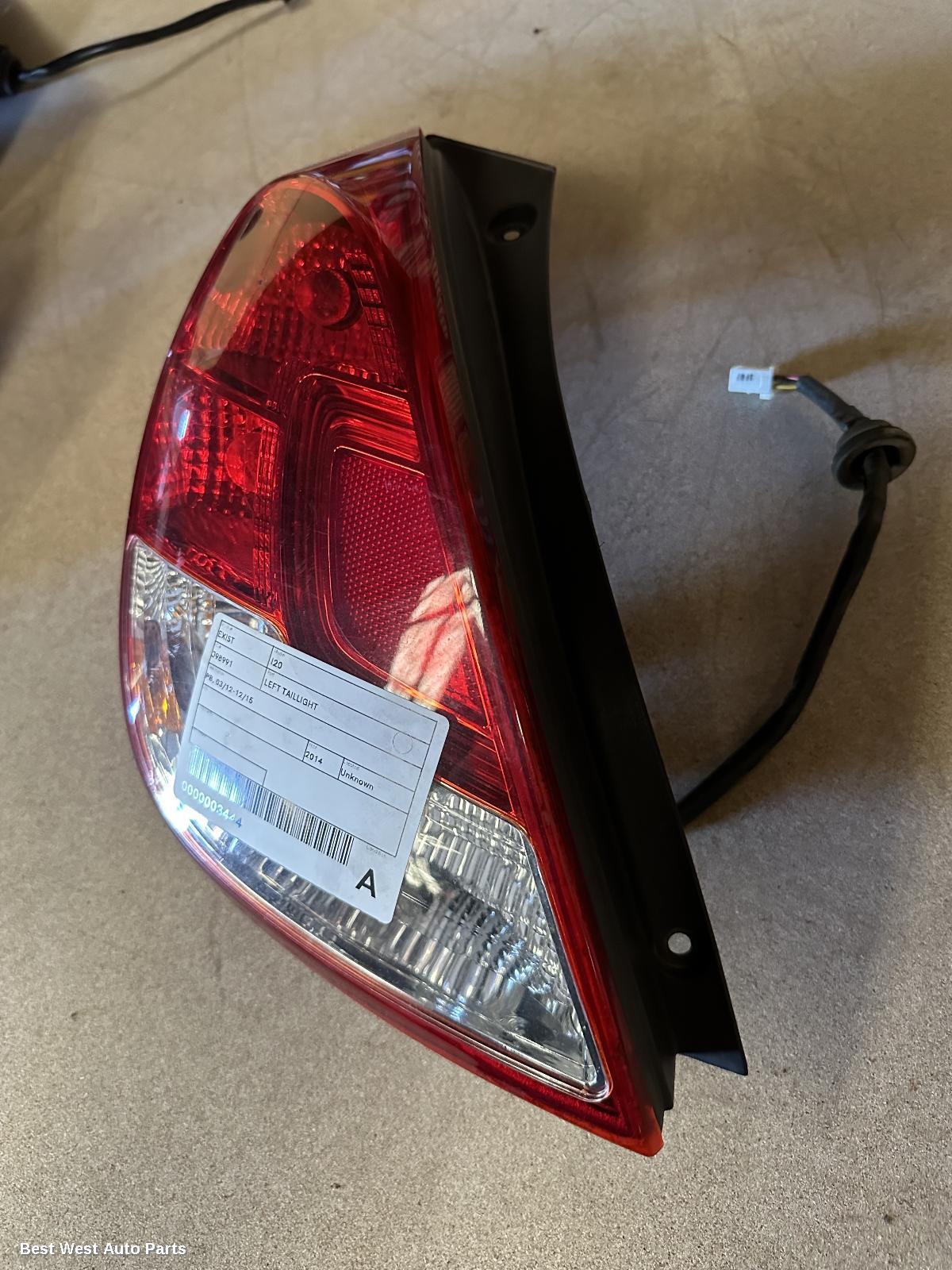 2014 HYUNDAI I20 Left Taillight