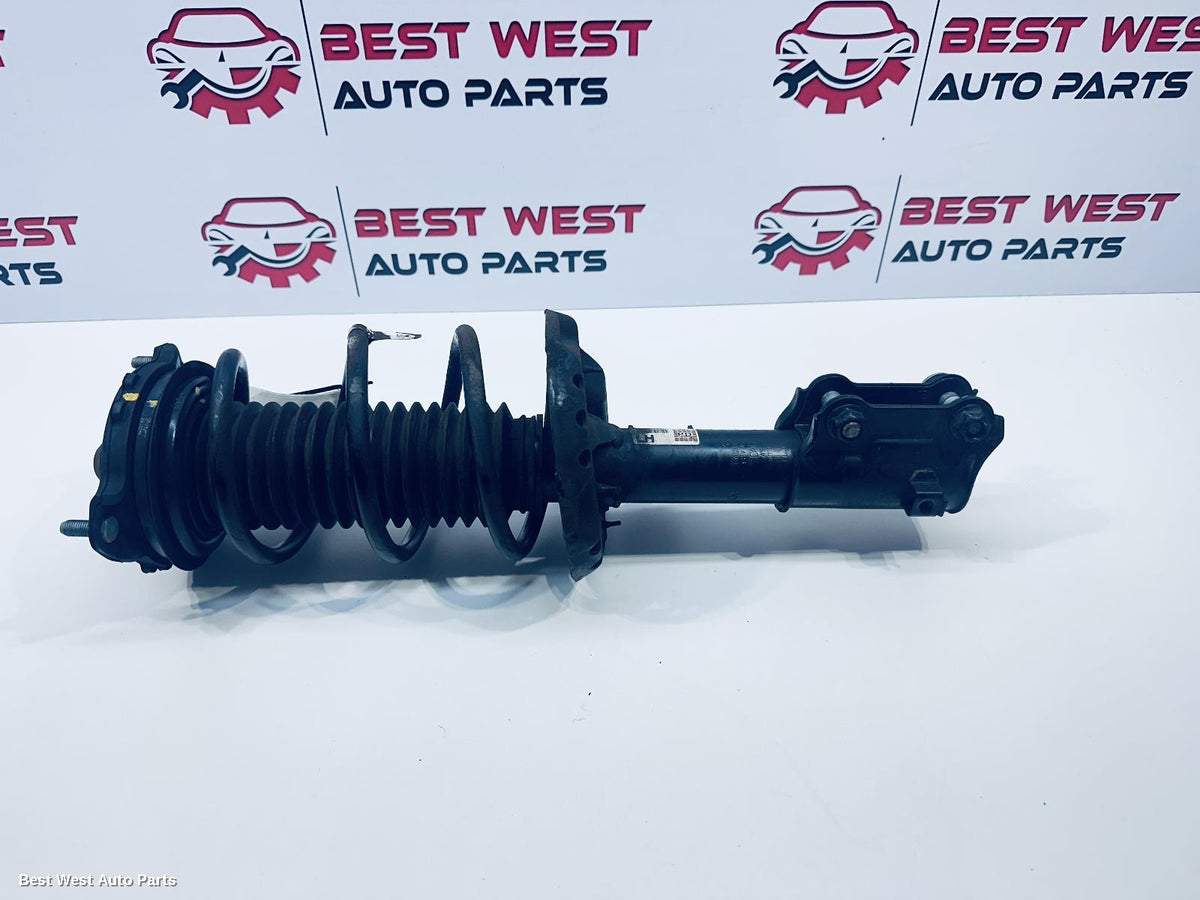 2018 HYUNDAI I30 Left Front Strut