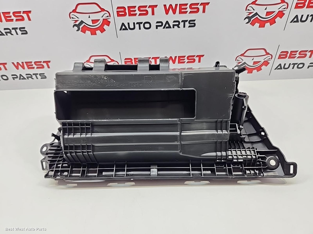 2023 TOYOTA CAMRY Glove Box