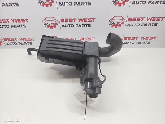 2015 VOLKSWAGEN CADDY Air Cleaner/Box