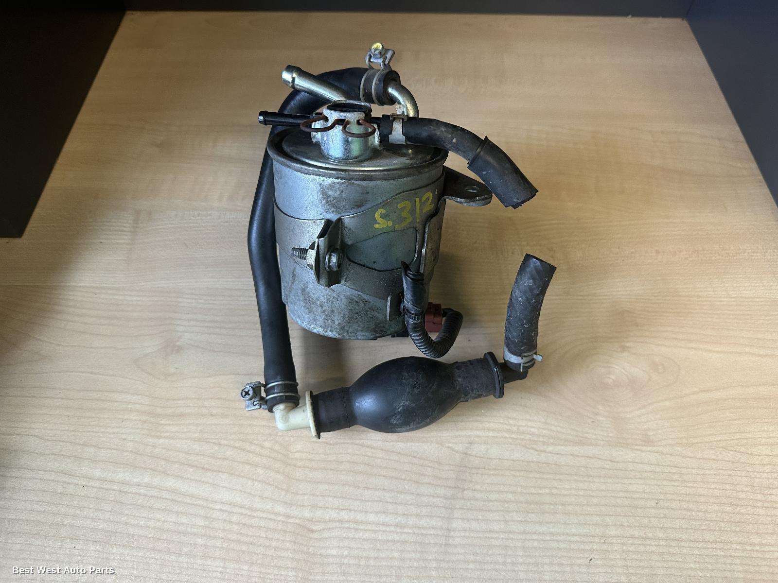 2012 NISSAN NAVARA Fuel Filter Housing