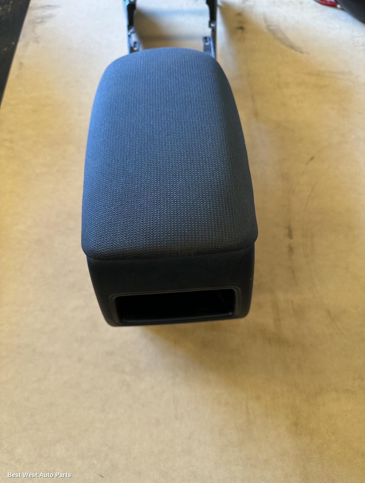 2021 TOYOTA COROLLA Console
