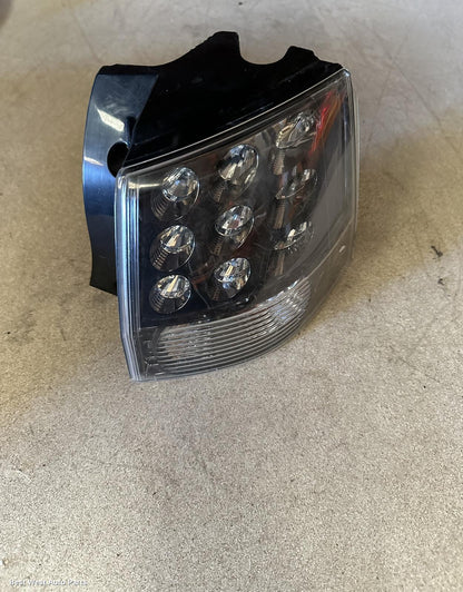 2010 MITSUBISHI OUTLANDER Right Taillight