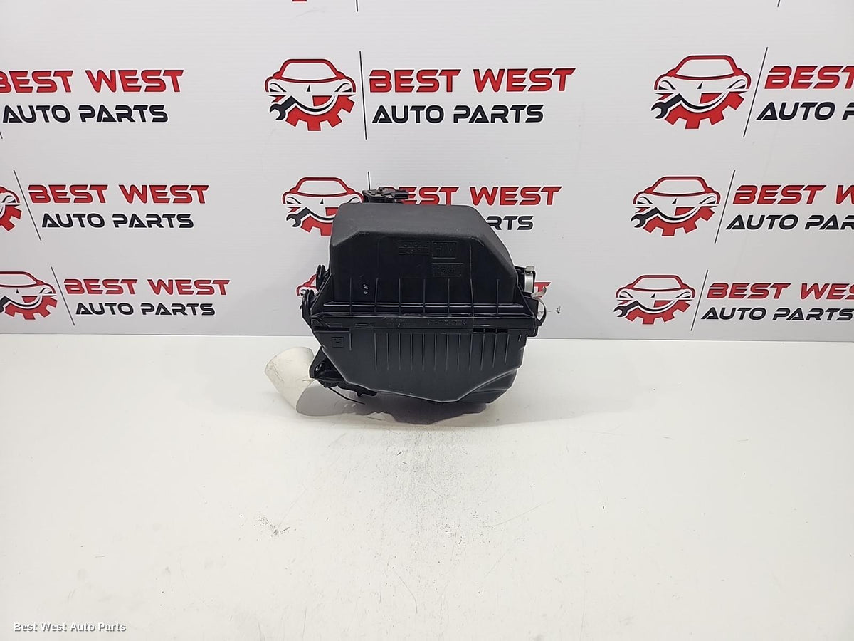 2021 TOYOTA CAMRY Air Cleaner/Box