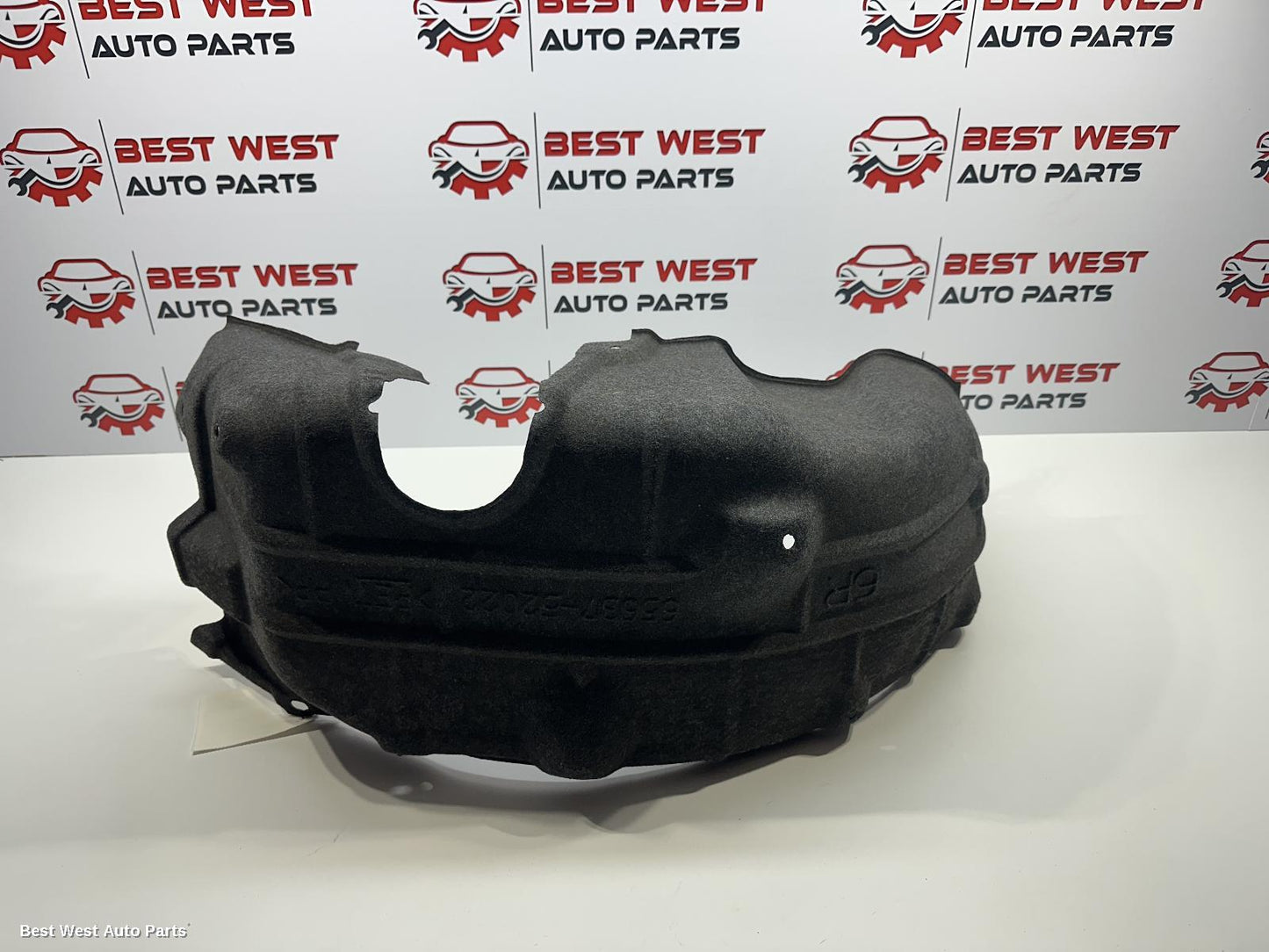 2024 TOYOTA YARIS CROSS Right Guard Liner
