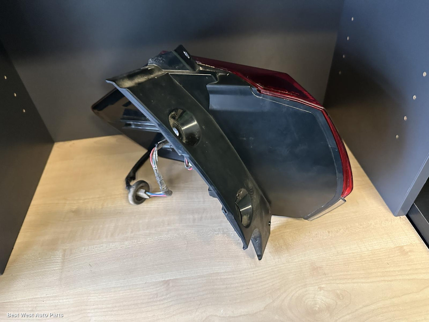 2020 NISSAN XTRAIL Right Taillight