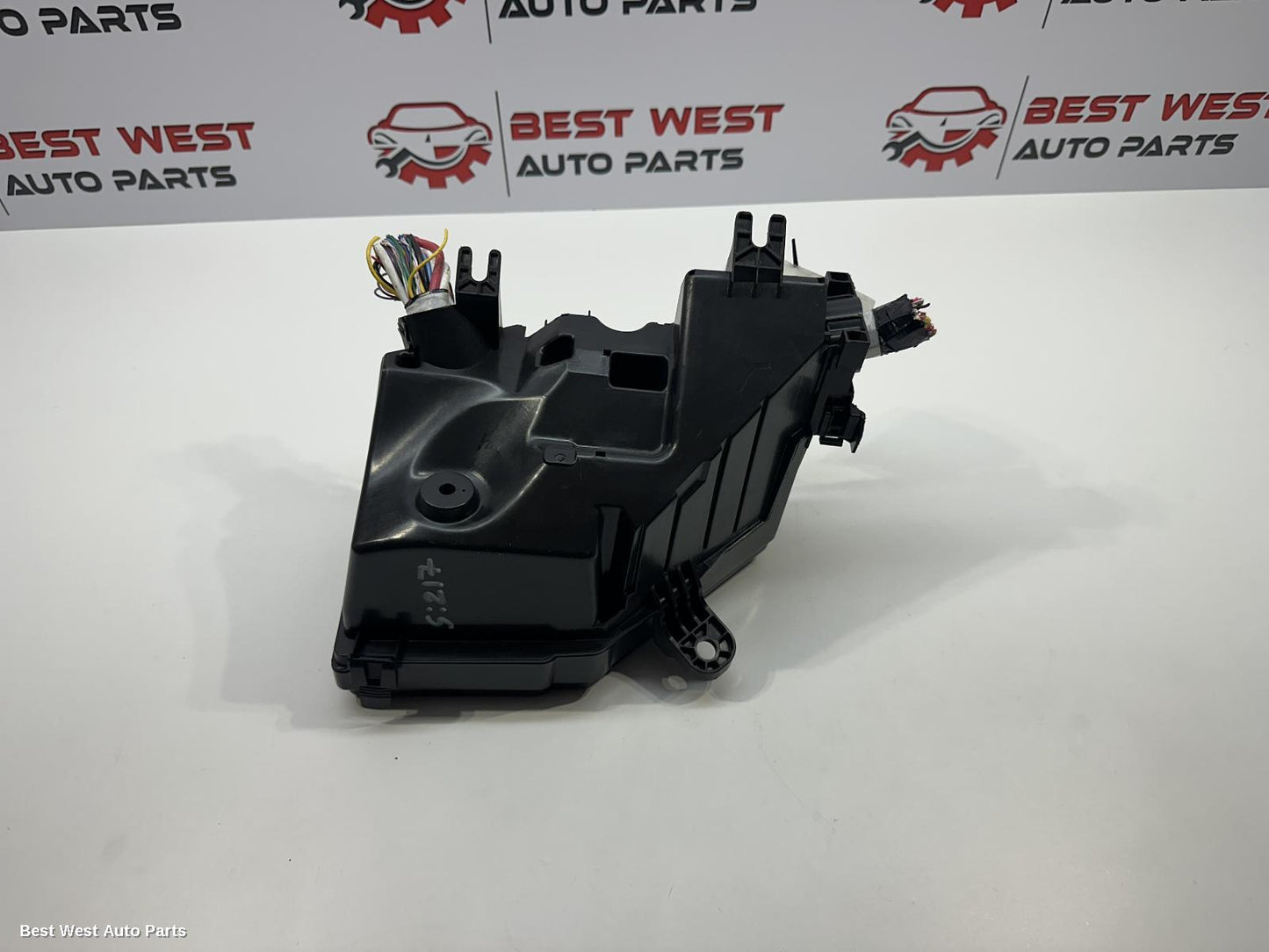 2023 MITSUBISHI OUTLANDER Fuse Box