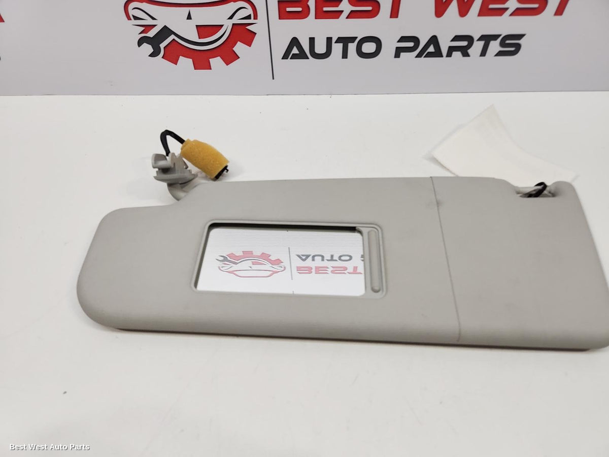 2013 VOLKSWAGEN POLO Sunvisor