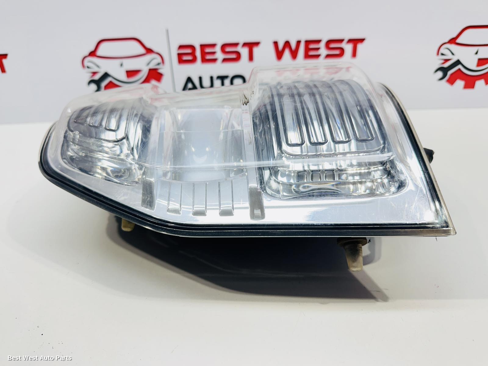 2017 MITSUBISHI PAJERO Left Taillight