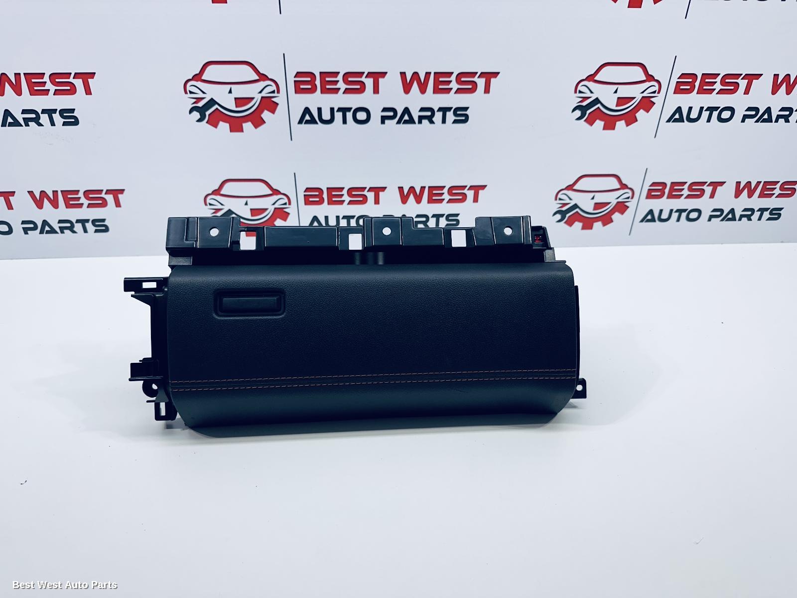2024 MITSUBISHI TRITON Glove Box