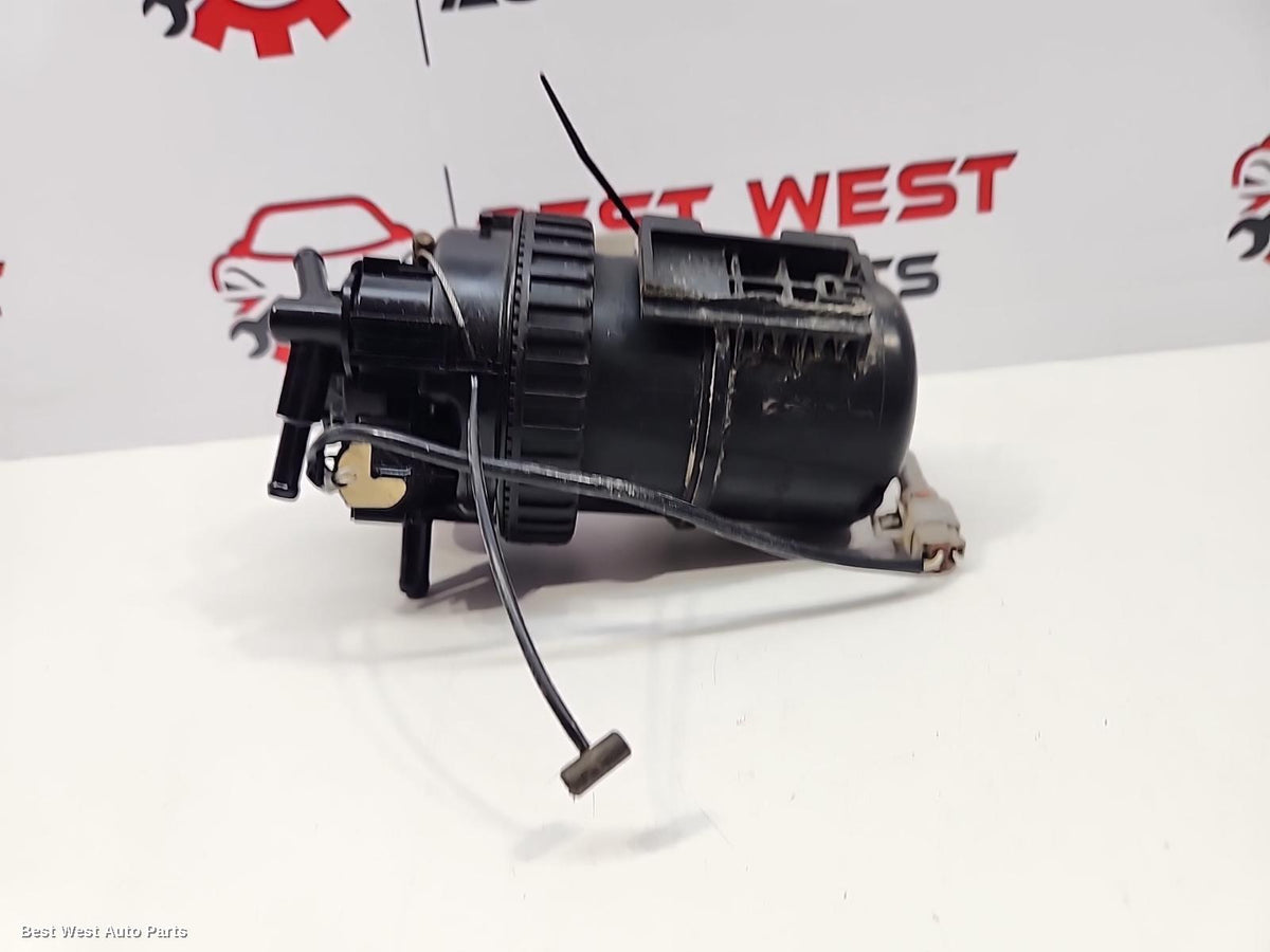 2017 TOYOTA HILUX Fuel Filter Housing
