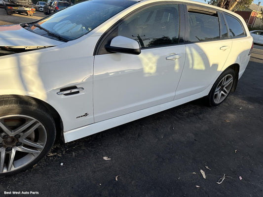 2012 HOLDEN COMMODORE Left Front Door