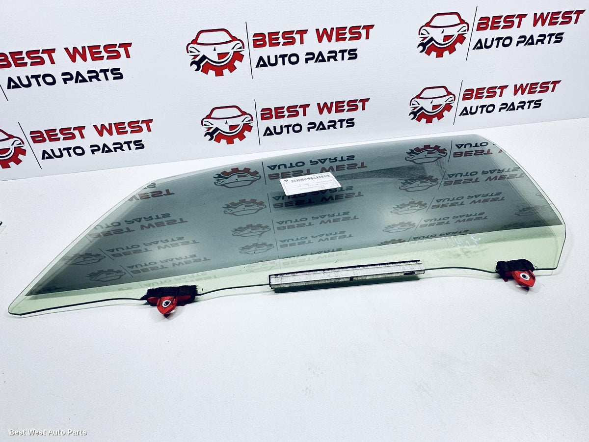 2012 TOYOTA YARIS Left Front Door Window