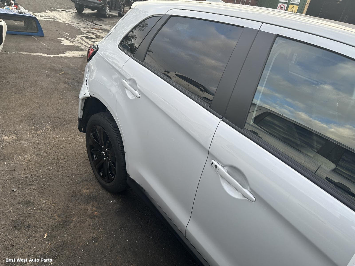 2024 MITSUBISHI ASX RIGHT_REAR_DOOR_SLIDING