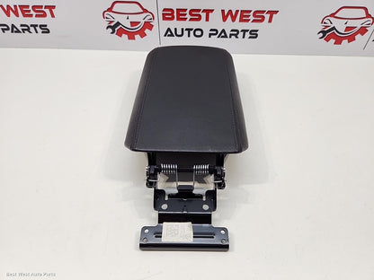 2024 KIA SPORTAGE Console