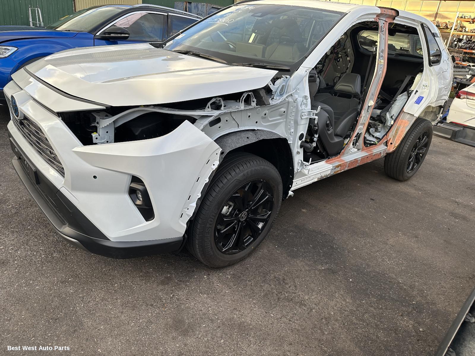 2024 TOYOTA RAV4 Interior Mirror