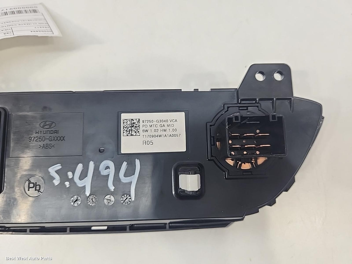 2017 HYUNDAI I30 Heater/Ac Controls