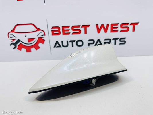 2020 TOYOTA C-HR Antenna