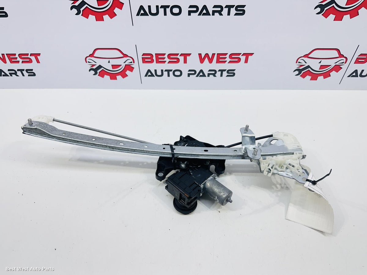 2022 TOYOTA COROLLA Right Rear Wnd Reg/Motor