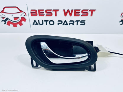 2018 NISSAN NAVARA Door Handle