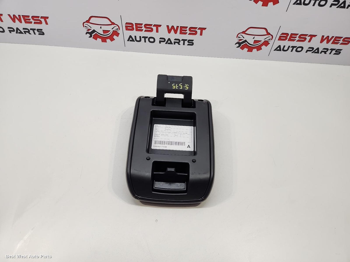 2019 MITSUBISHI TRITON Console