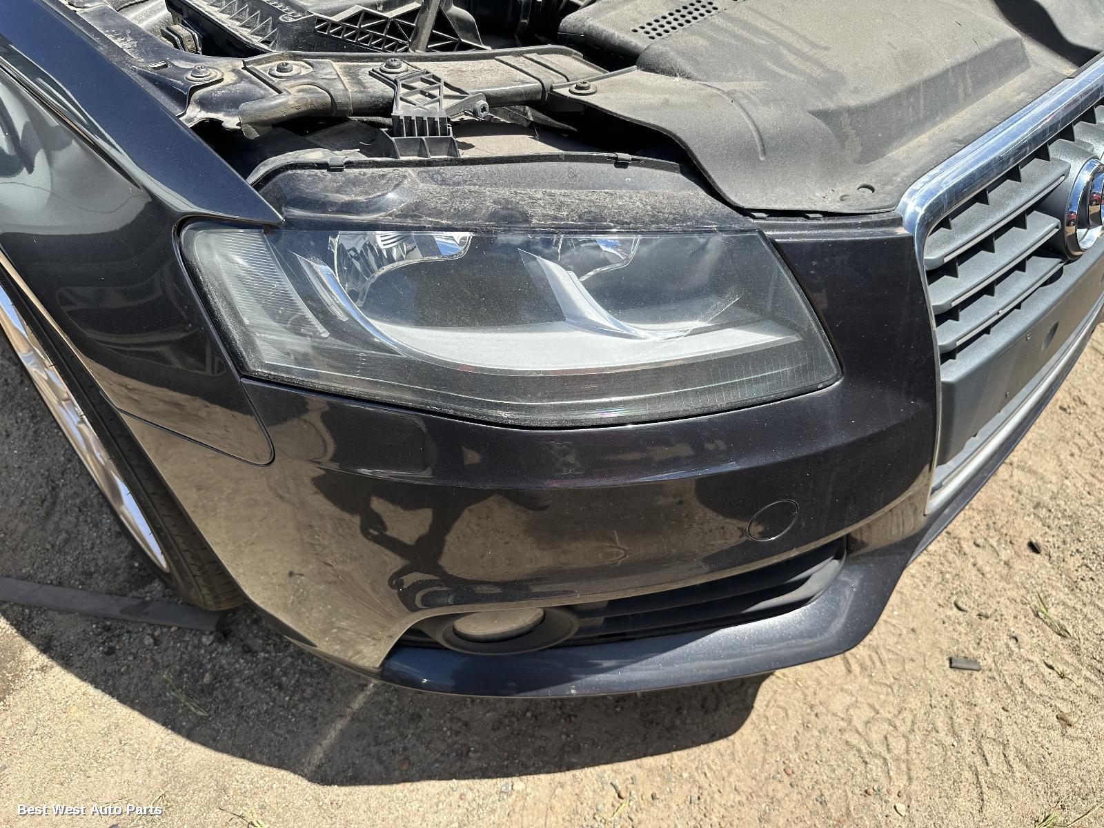 2009 AUDI A4 Right Headlamp