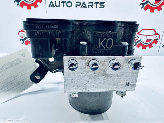 2024 TOYOTA HILUX Abs Pump/Modulator