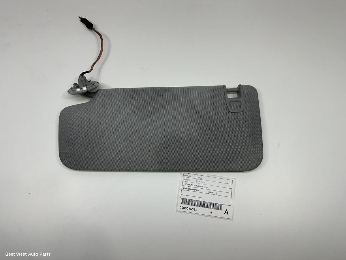 2018 HOLDEN TRAX Sunvisor