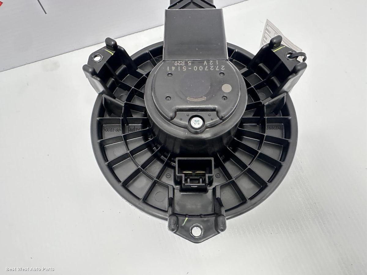 2014 TOYOTA RAV4 Heater Fan Motor