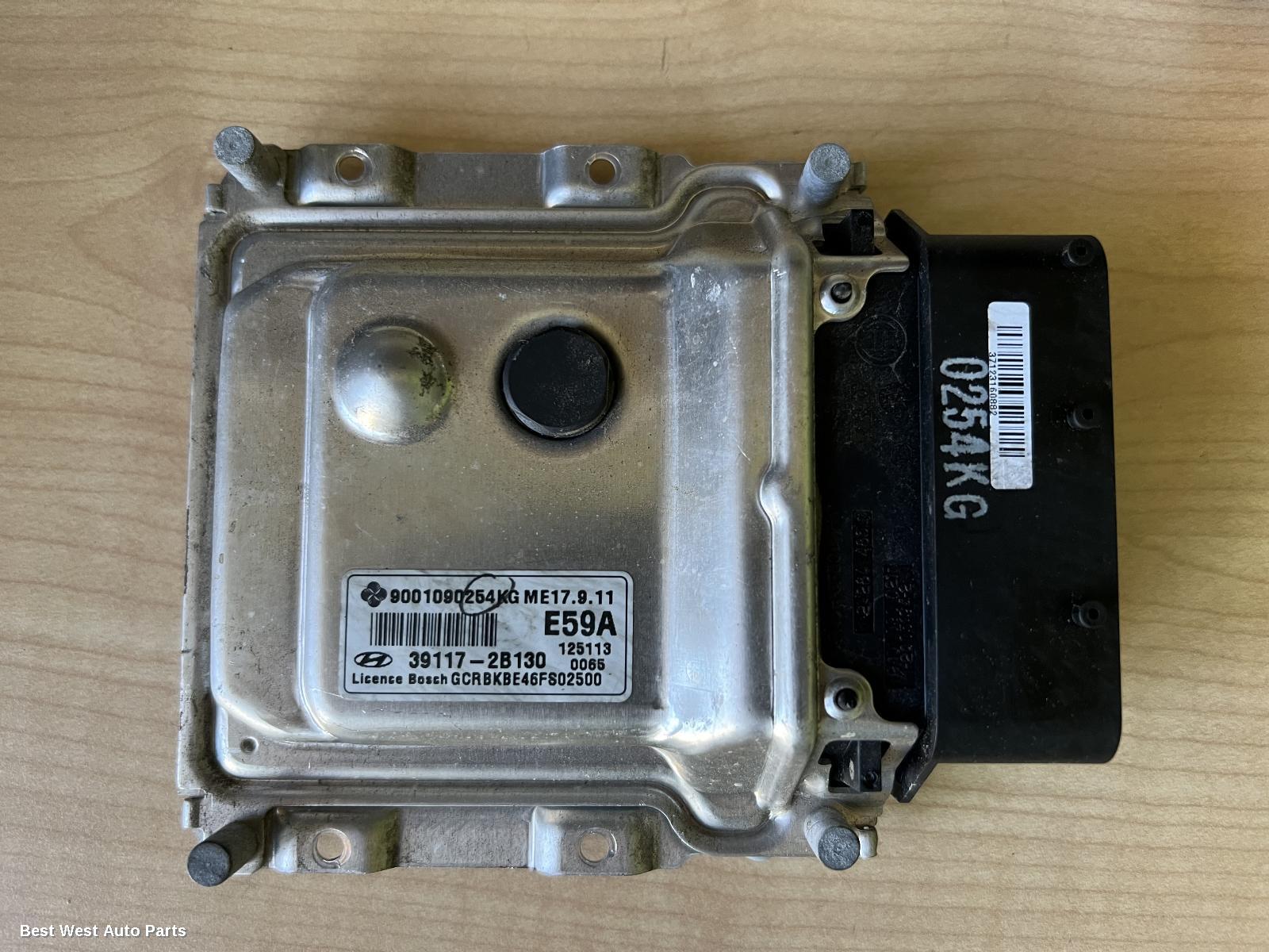 2013 HYUNDAI ACCENT Ecu