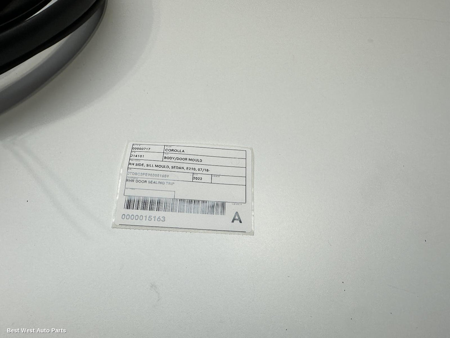 2022 TOYOTA COROLLA Body/Door Mould